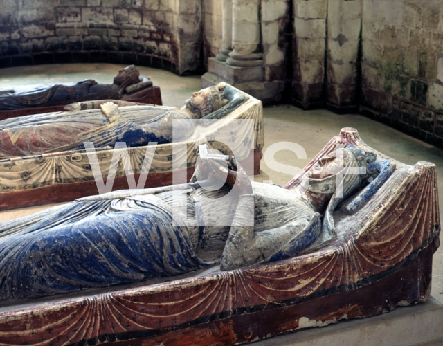 ｜ダキテーヌ・アリエノールと息子リチャード1世の墓