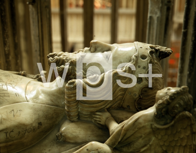 ｜エドワード2世の墓碑