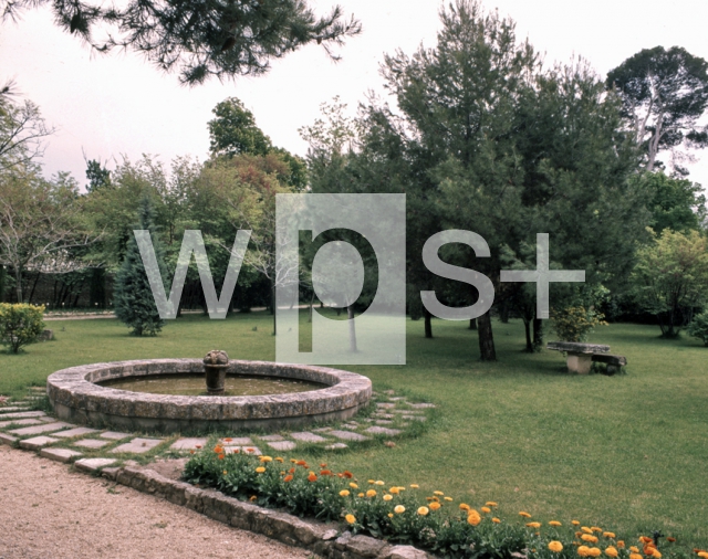 VAN GOGH Vincent｜ゴッホのいた精神病院の庭の噴水