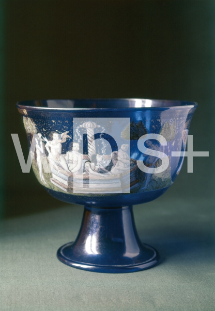 ｜ヴェネツィアン・グラス製のバリヴィエールの脚付き杯