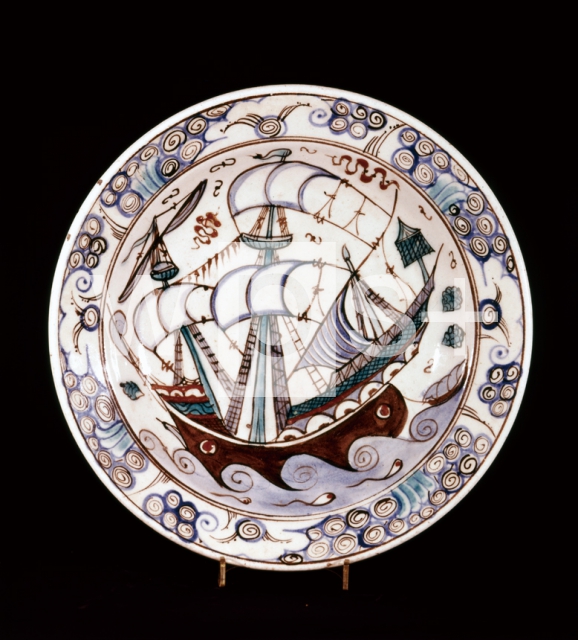 ｜色絵陶器帆船図皿
