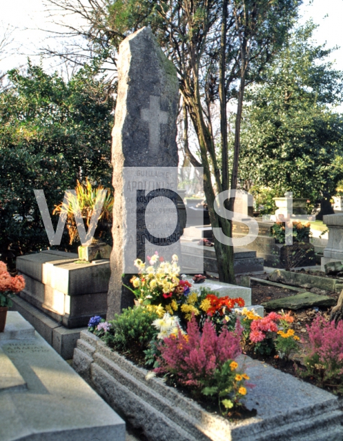 ｜アポリネールの墓碑