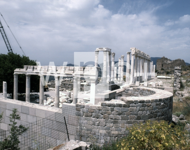 ｜ペルガモン遺跡、トラヤヌス神殿