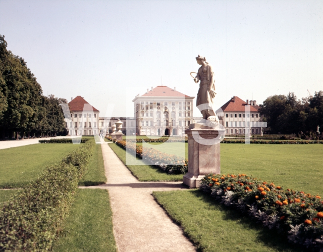BARELLI Agostino / CUVILLIES Francois de｜ニンフェンブルク宮殿と庭園