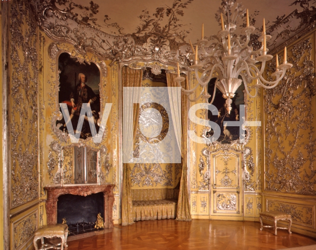 CUVILLIES Francois de｜ニンフェンブルク宮殿「アマリエンブルク荘の寝室」