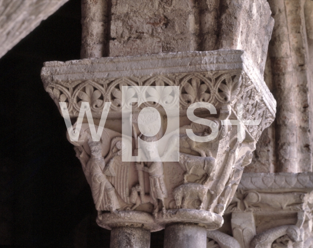 ｜サン＝ピエール・ド・モワサック修道院の回廊の西側の柱頭「イエスの降誕を羊飼いに告げる天使」