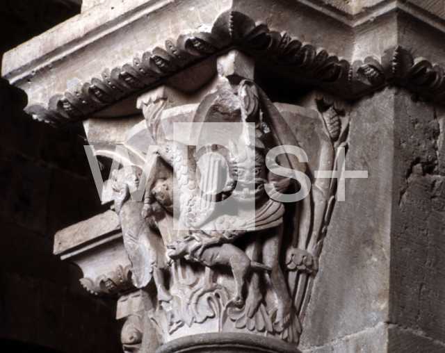｜サント＝マドレーヌ大聖堂の内部身廊の柱頭「ガニメデスの鷲（ゼウスの聖鳥）」