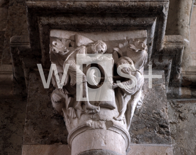 ｜サント＝マドレーヌ大聖堂の内部身廊の柱頭「神秘的な製粉機」