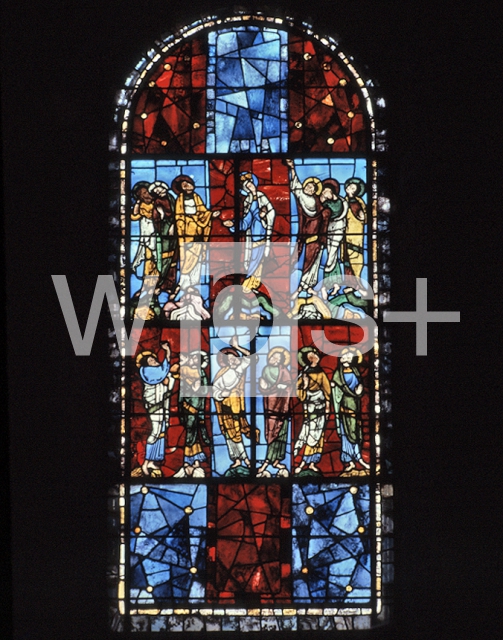 ｜サン＝ジュリアン大聖堂の身廊ステンドグラス「昇天」