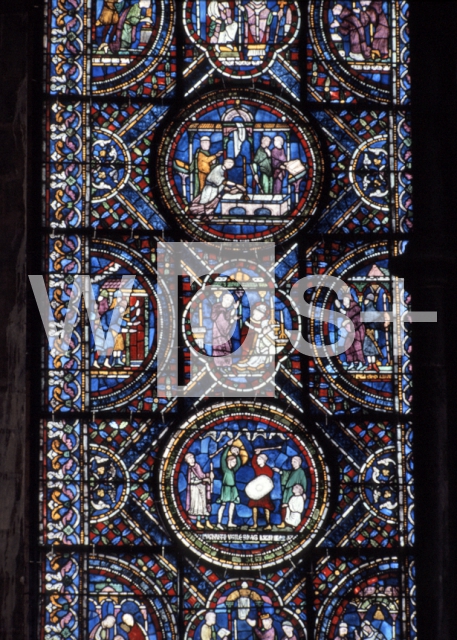 ｜カンタベリー大聖堂の三位一体礼拝堂の北側廊ステンドグラス「聖トーマス・ベケットの生涯のエピソード」