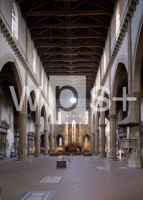 ARNOLFO DI CAMBIO｜サンタ・クローチェ聖堂の内部