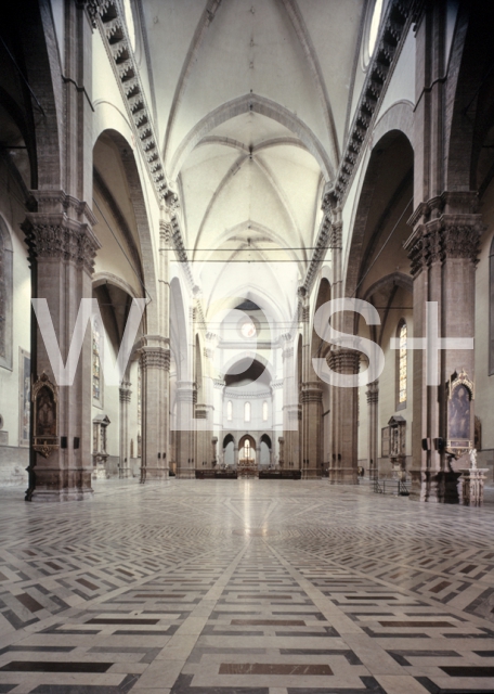BRUNELLESCHI Filippo｜サンタ・マリア・デル・フィオーレ大聖堂の内部、中央広間