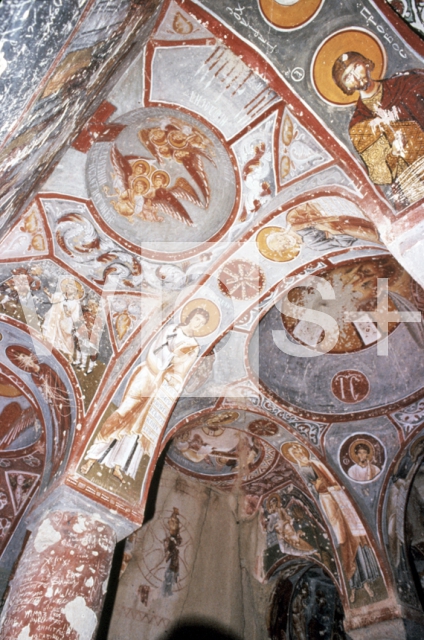 ｜りんご教会（ギョレメの岩窟教会）の旧約・新約聖書の場面の描かれたフレスコ