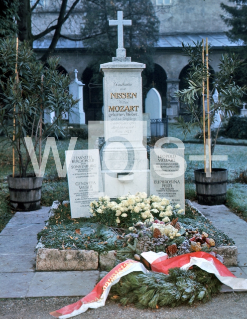 ｜モーツァルトの妻コンスタンツェの墓碑