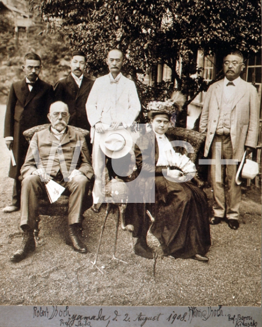 ｜北里柴三郎博士、コッホと夫人、1908年8月2日日本にて