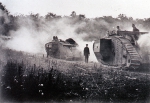｜アミアンとソンムの間の戦闘に進行するイギリス戦車部隊