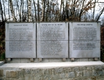 ｜マウトハウゼン強制収容所の死の階段の碑