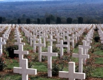 ｜ヴェルダンの戦いで没した兵士達の墓標群