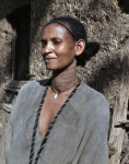 ｜首にタトゥーを入れたアムハラ族の女性