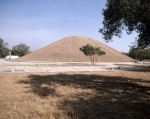 ｜マラトンの戦いで戦没したアテナイ人たちの墳丘墓