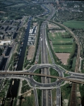 ｜ロッテルダムのA20高速道路インターチェンジ