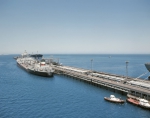 ｜石油輸出専用の港とタンカー