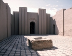 ｜バビロン遺跡、復元されたエマッハ神殿