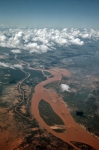 ｜マハジャンガとアンタナナリボの間のベシボカ川