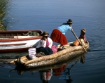 ｜チチカカ湖とウロス族の葦船