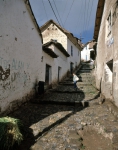 ｜クスコのインカ時代の石畳の小道