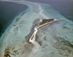 ｜ボホール海峡に浮かぶサンゴ礁