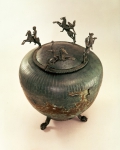 ｜青銅製の壷