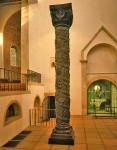 ｜ヒルデスハイム大聖堂「ベルンヴァルトの柱」