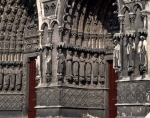 LUZARCHES Robert de｜ノートルダム大聖堂 (アミアン)の西正面中央扉口の左側壁の浮彫り