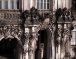 POPPELMANN Matthäus Daniel & PERMOSER Balthasar｜ツヴィンガー宮殿「ヴァル・パヴィリオンの外観人像柱」部分