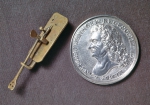 ｜レーウェンフックの顕微鏡とメダル