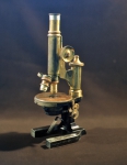 ｜エールリヒが研究に使用した顕微鏡
